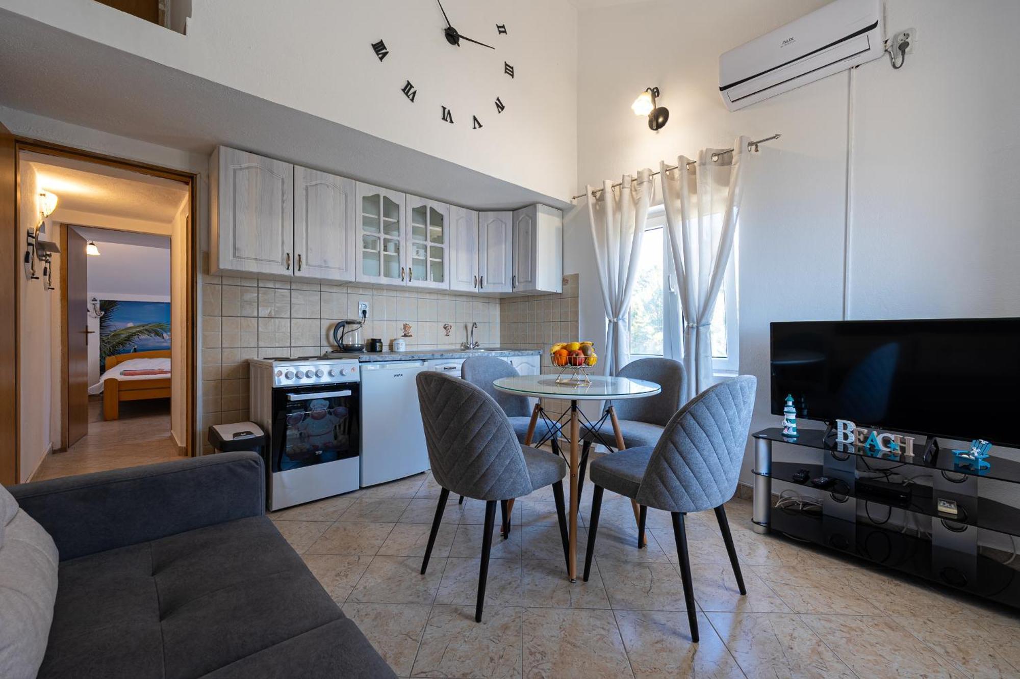 Apartments Ivo Bozinovic Tivat Exteriör bild